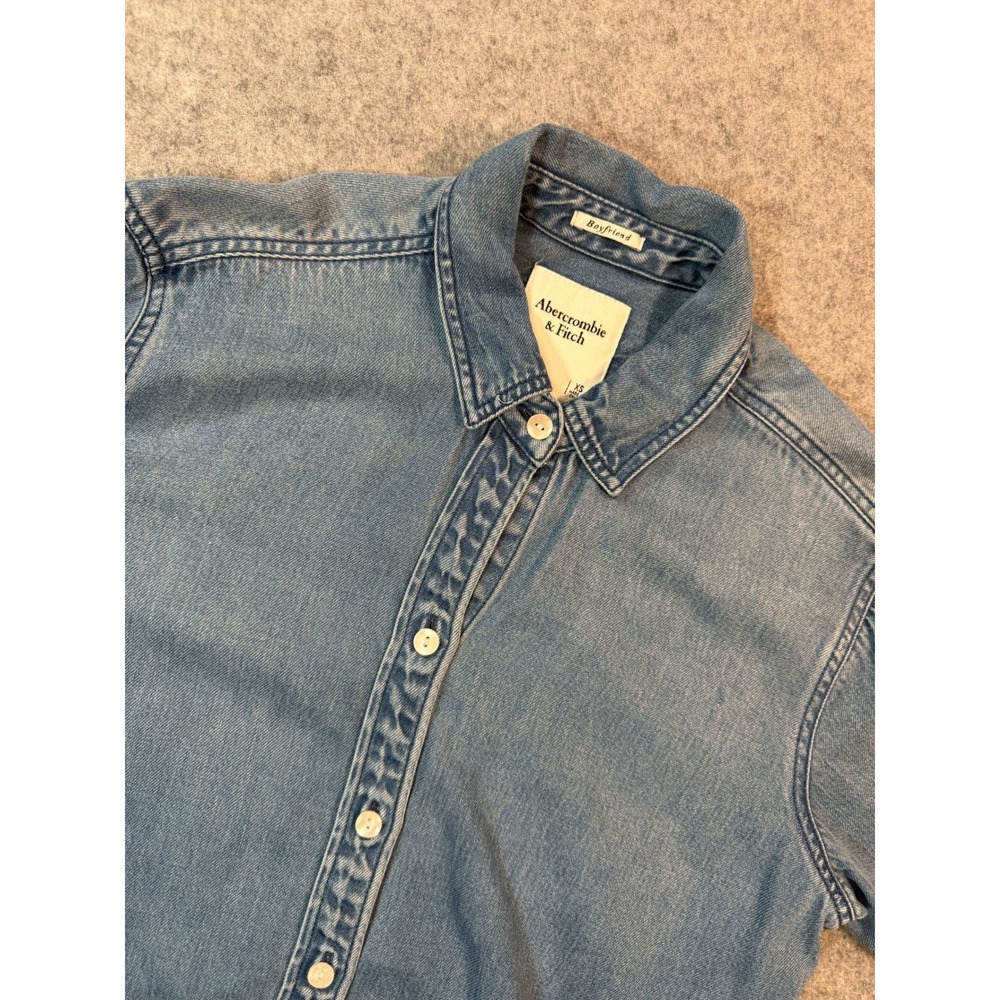 Abercrombie & Fitch Boyfriend Denim Shirt Light Wash Lyocell XS Long Sleeve